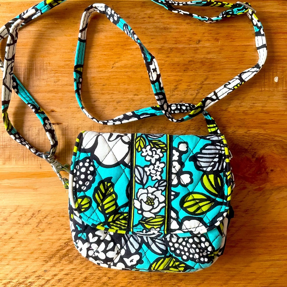 Vera Bradley Little Hip and Belt Bag in Island Blooms